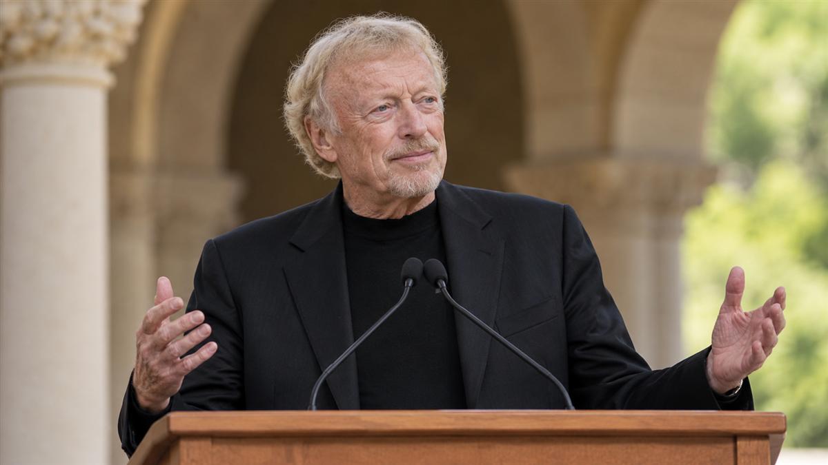 Phil Knight, 2014