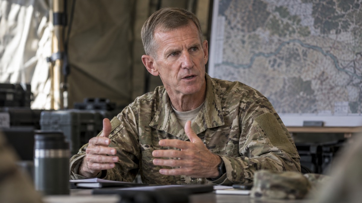 Stanley McChrystal, 2011