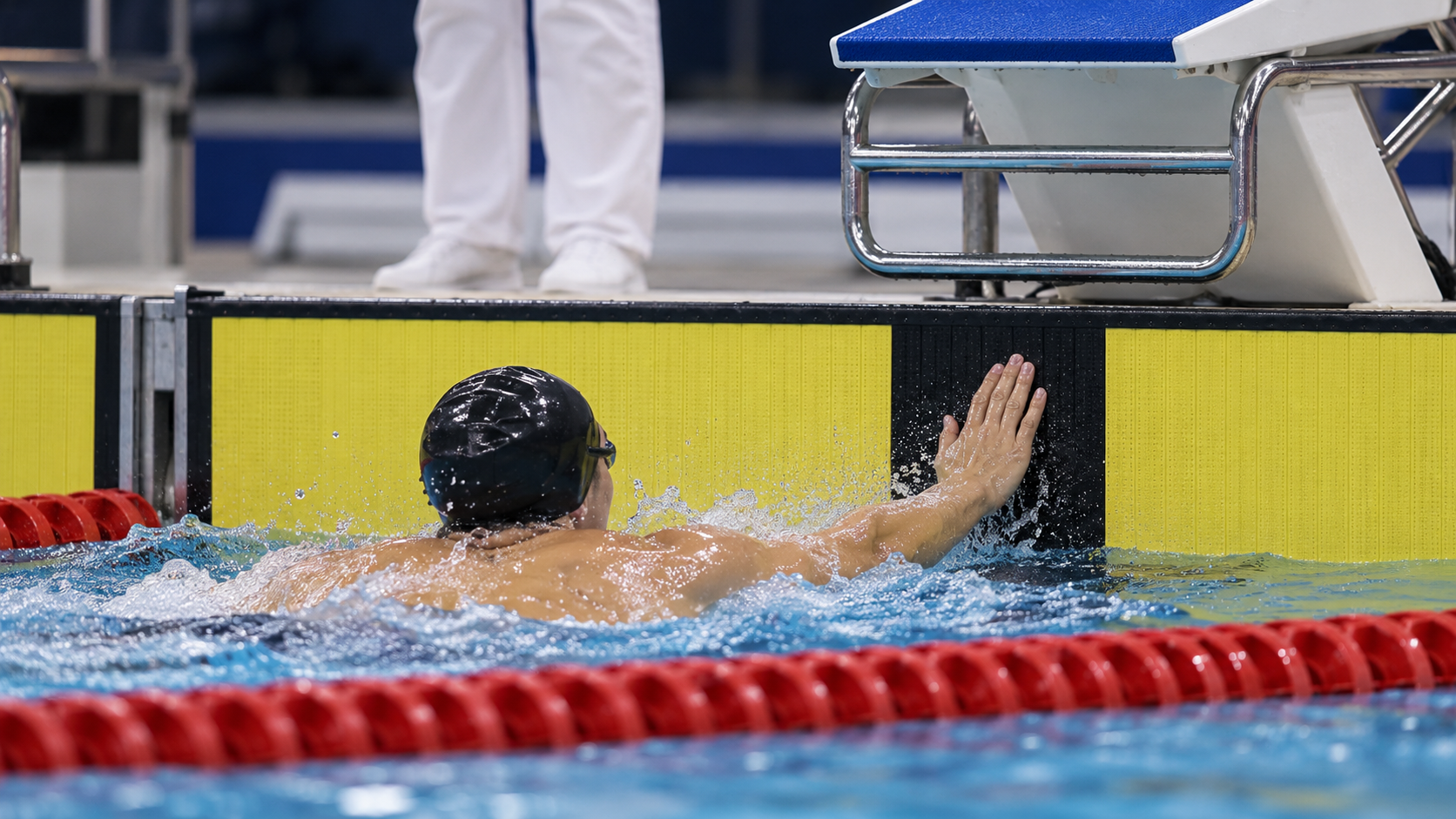 How Swimming Touchpads Record Finishes
